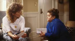 Кадр из фильма "Полтергейст 2: Обратная сторона" - 2