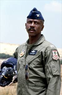 Кадр Железный орёл