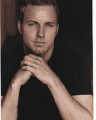 Милан Олейник фото