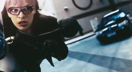 Кадр из фильма "Ультрафиолет" - 1