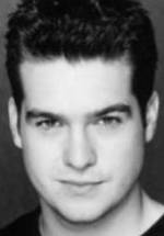 Захари Беннетт фото