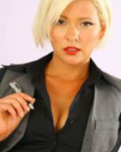 Джоэнн Гест фото