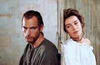 Кадр И свет во тьме светит