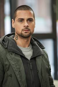 Кадр Власть в ночном городе