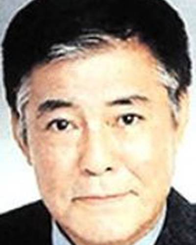 Джин Накаяма фото