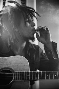 Кадр Боб Марли