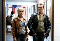 Кадр Портал юрского периода