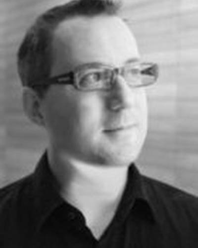 Адам Дж. Меррифилд фото