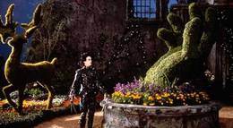 Кадр из фильма "Эдвард руки-ножницы" - 1