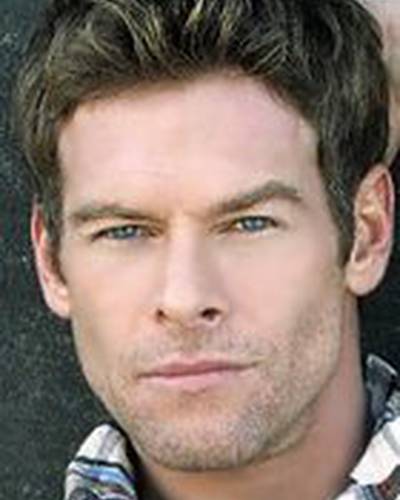 Тимоти Адамс фото