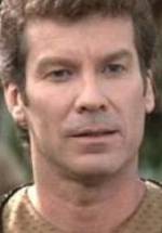 Дэниэл Хью Келли фото