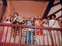 Кадр Амар,  Акбар, Антони