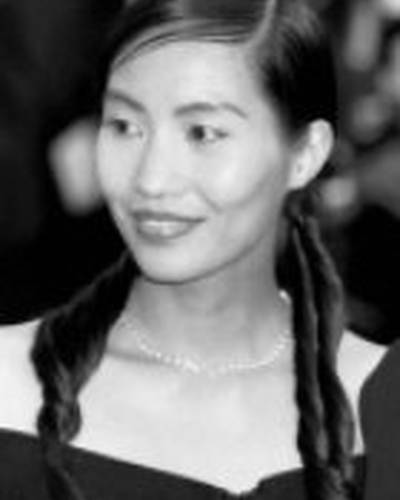 Чан Ну Йен Кхе фото