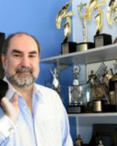 Firdaus Kharas фото