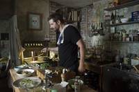 Кадр Шеф Адам Джонс