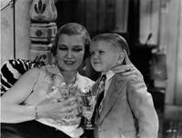 Кадр Уродцы