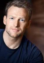 Тоби Левинс фото