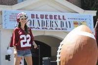 Кадр Зои Харт из южного штата