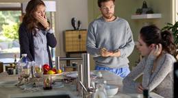 Кадр из фильма "Связи нет" - 1