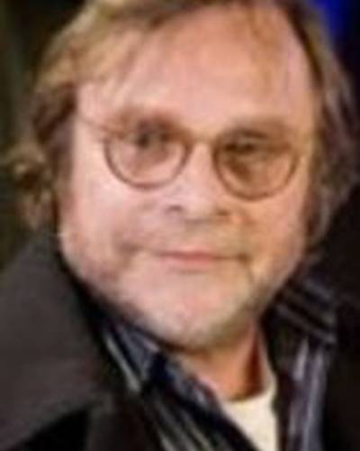 Ларс Кнутцон фото