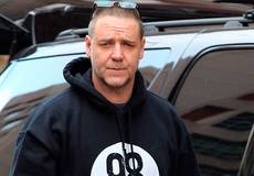 Рассел Кроу и Райан Гослинг расследуют смерть порнозвезды