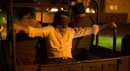 Кадр из фильма "Афера под прикрытием" - 2