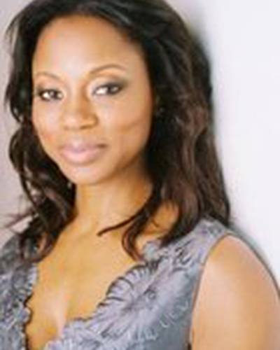 Robinne Fanfair фото