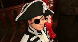 Кадр из фильма "Шекспиру и не снилось" - 1