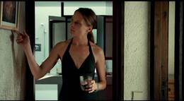 Кадр из фильма "Предметы быта" - 2