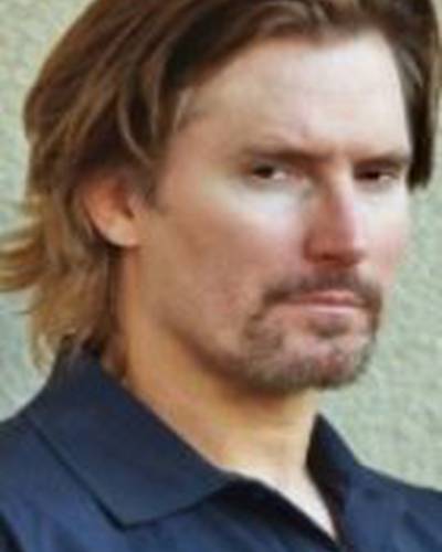 Майлз О’Киффи фото