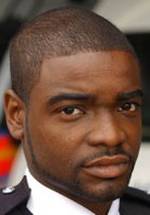 Мика Бальфур фото