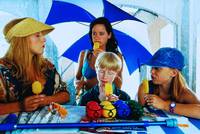 Кадр Frühstück zu viert