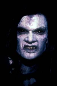 Кадр Люди под лестницей