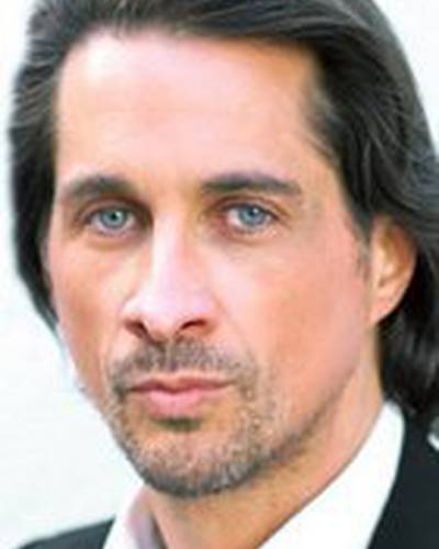 Майкл Истон фото