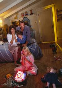 Кадр Полтергейст 2: Обратная сторона