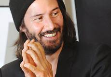 Киану Ривз пригласит домой двух девчонок