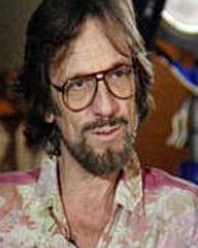 Дональд Кэммелл фото