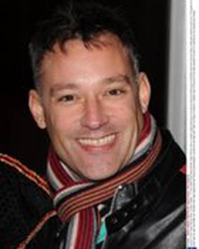 Toby Anstis фото