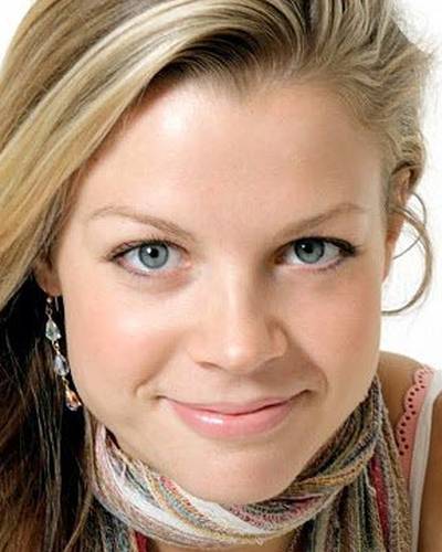 Стефани Николь Лемелин фото