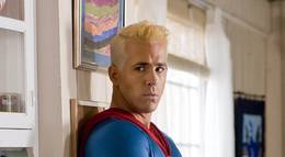 Кадр из фильма "Бумажный человек" - 1