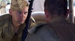 Кадр из фильма "Тобрук" - 1