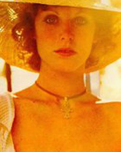 Гвен Уэллс фото