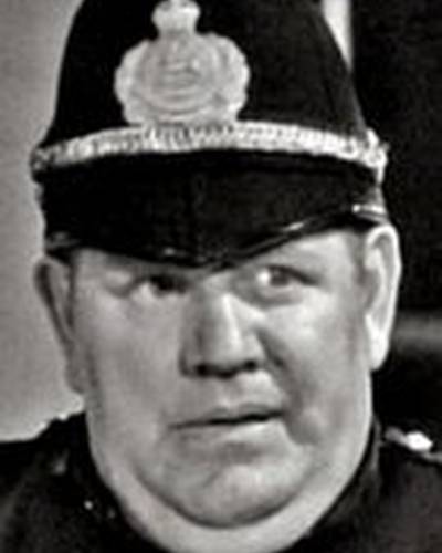 Эдгар К. Брюс фото