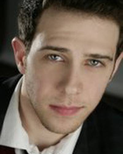 Грегори Перри фото