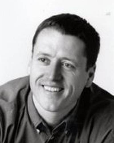 Микаэл Шилдс фото