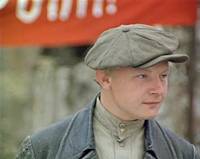 Кадр Красные пчелы