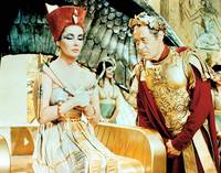 Кадр Клеопатра