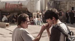 Кадр из фильма "Я обещаю анархию" - 1