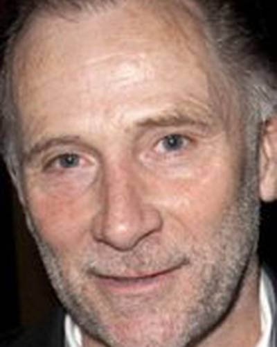 Дэниэл Уэбб фото