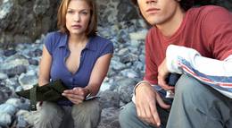 Кадр из фильма "Юный МакГайвер" - 1